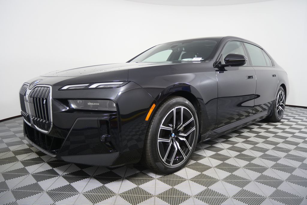 Thumbnail: 2023 BMW i7 - 7