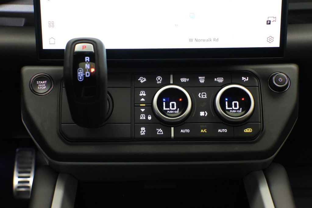 Thumbnail: 2026 Land Rover Defender - 24
