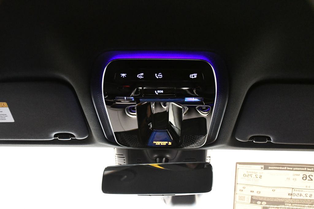 Thumbnail: 2025 Mercedes-Benz GLC - 17