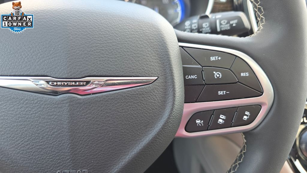 2023 Chrysler Pacifica Limited - Photo 31