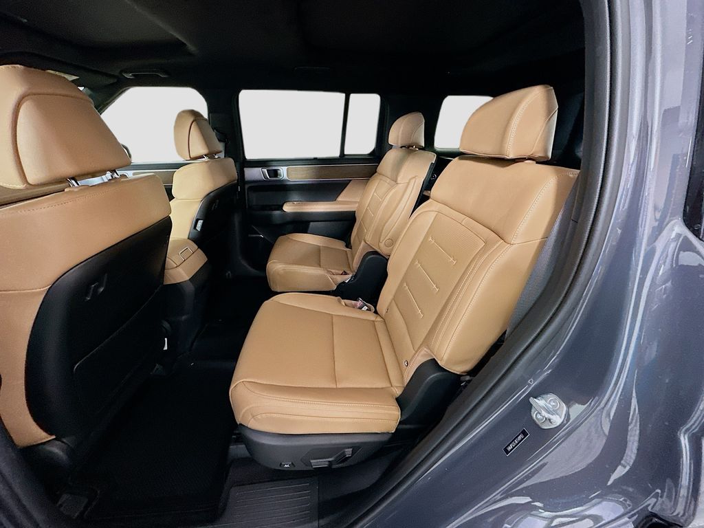 Thumbnail: 2026 Hyundai Santa Fe - 17