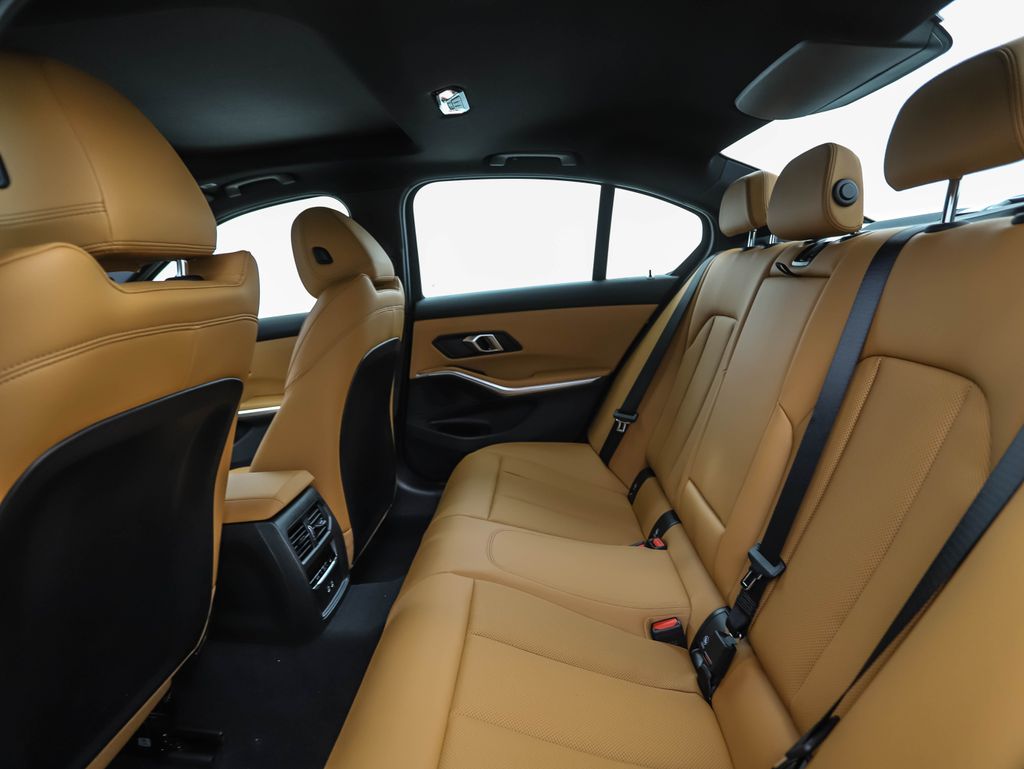 Thumbnail: 2026 BMW 3 Series - 22
