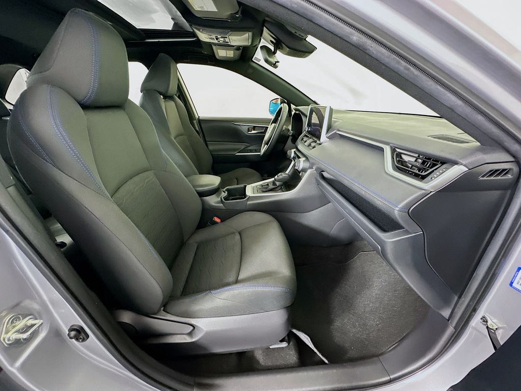 Thumbnail: 2023 Toyota RAV4 - 29