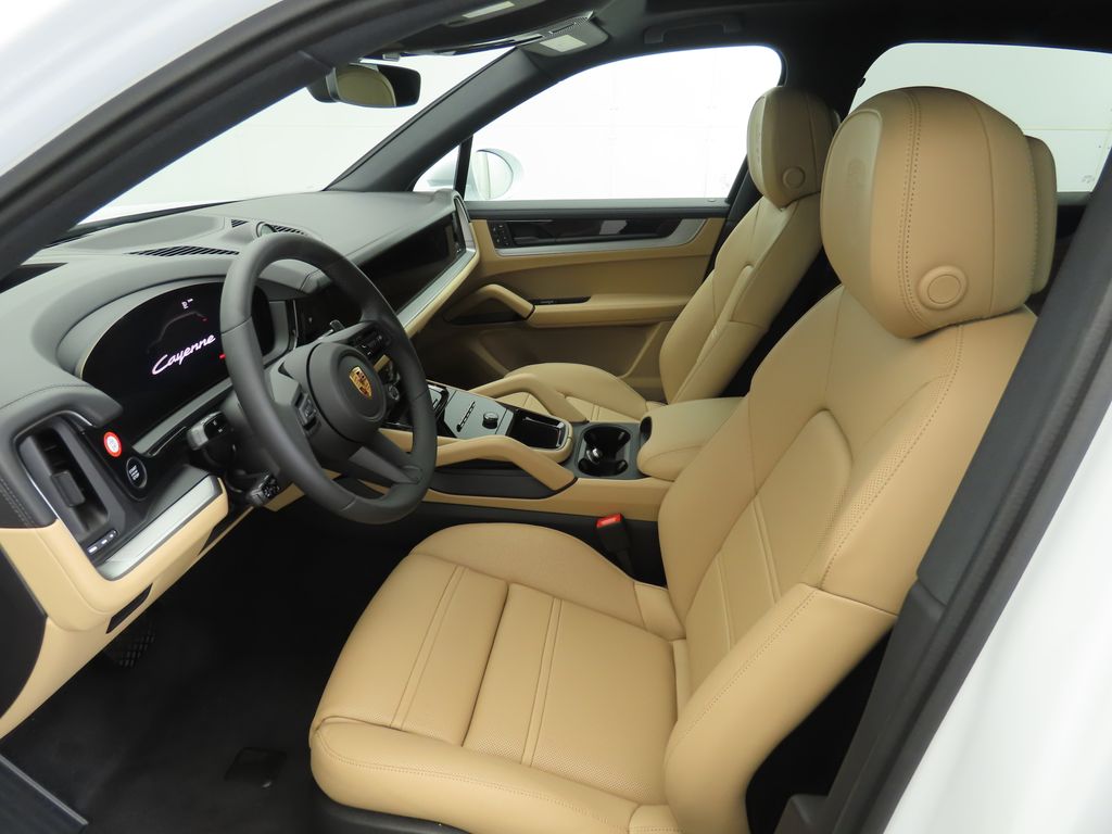 Thumbnail: 2025 Porsche Cayenne - 5