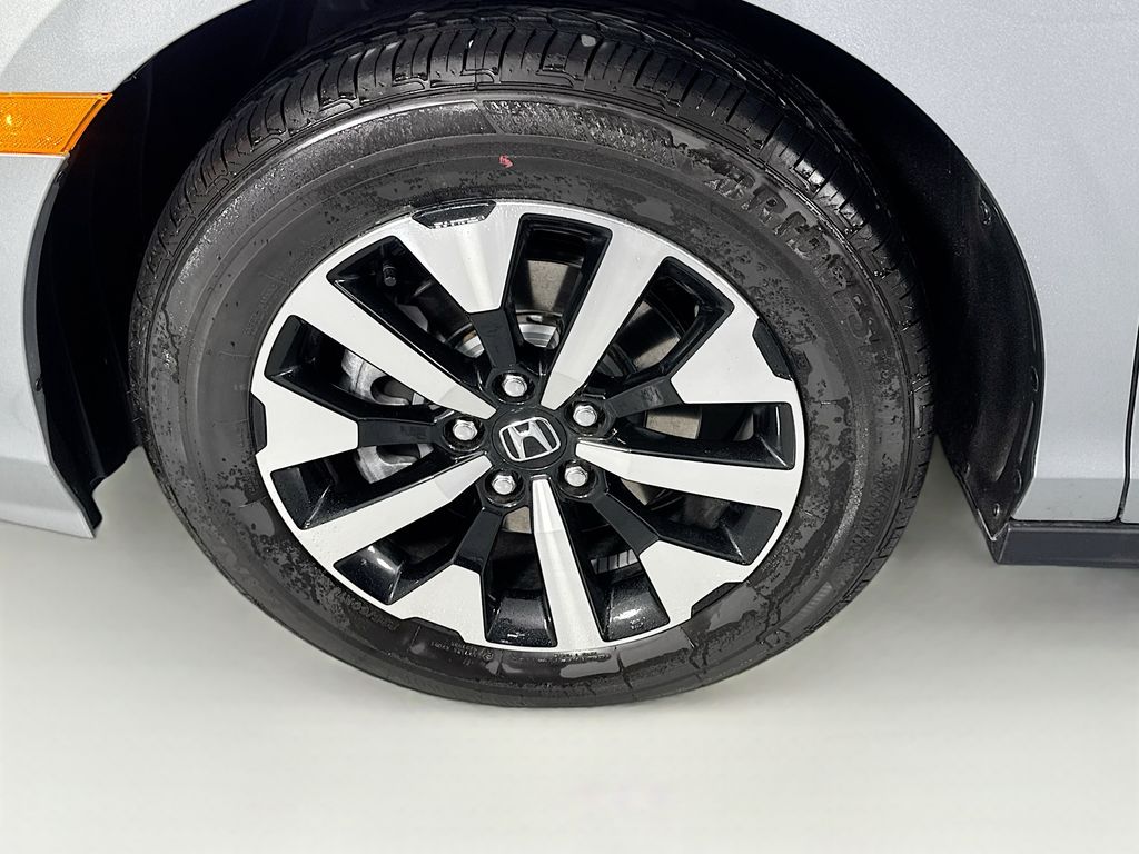 2025 Honda Odyssey EX-L photo