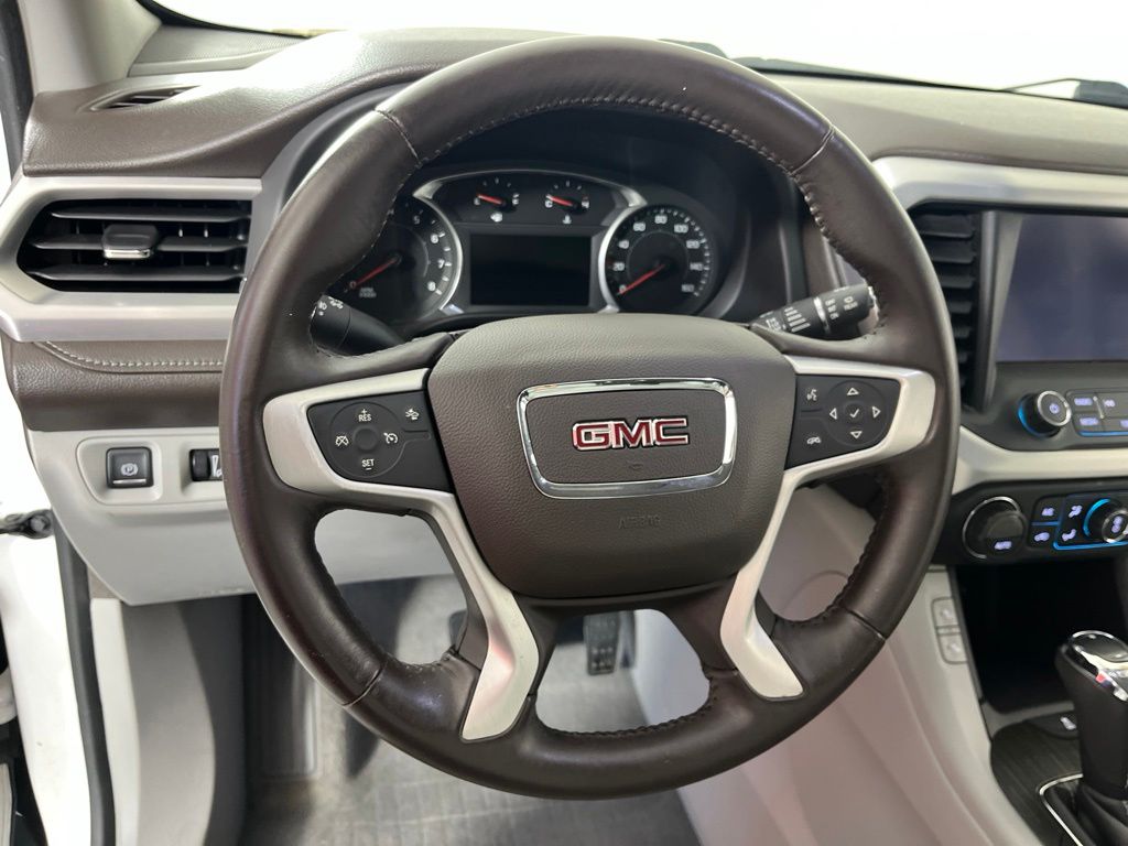 Thumbnail: 2017 GMC Acadia - 28