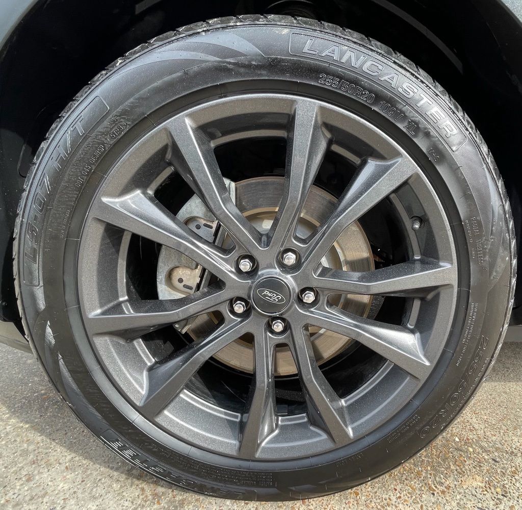 2018 Ford Explorer XLT Black at Autostrade