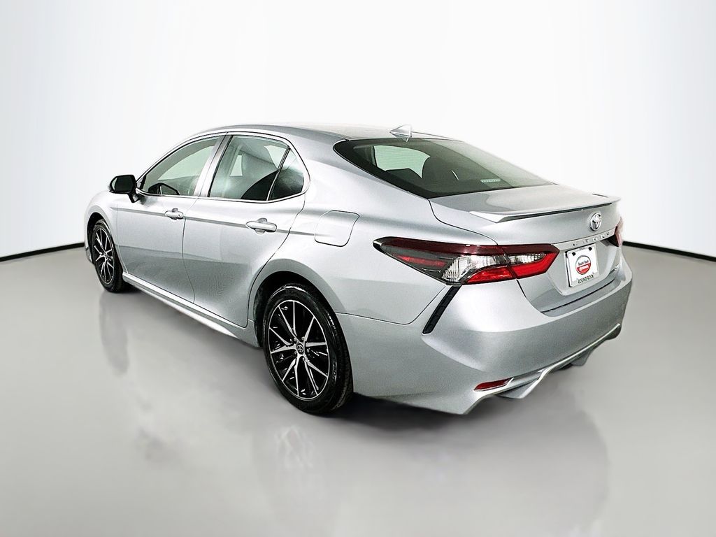 2023 Toyota Camry SE 7