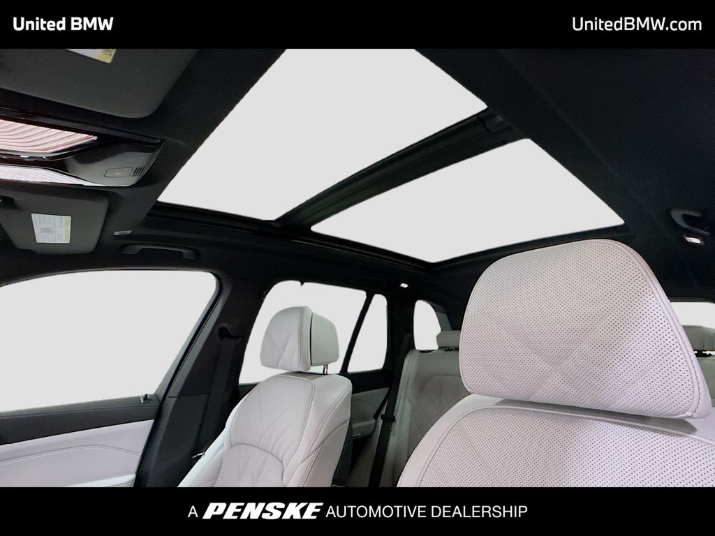 Thumbnail: 2026 BMW X5 - 12