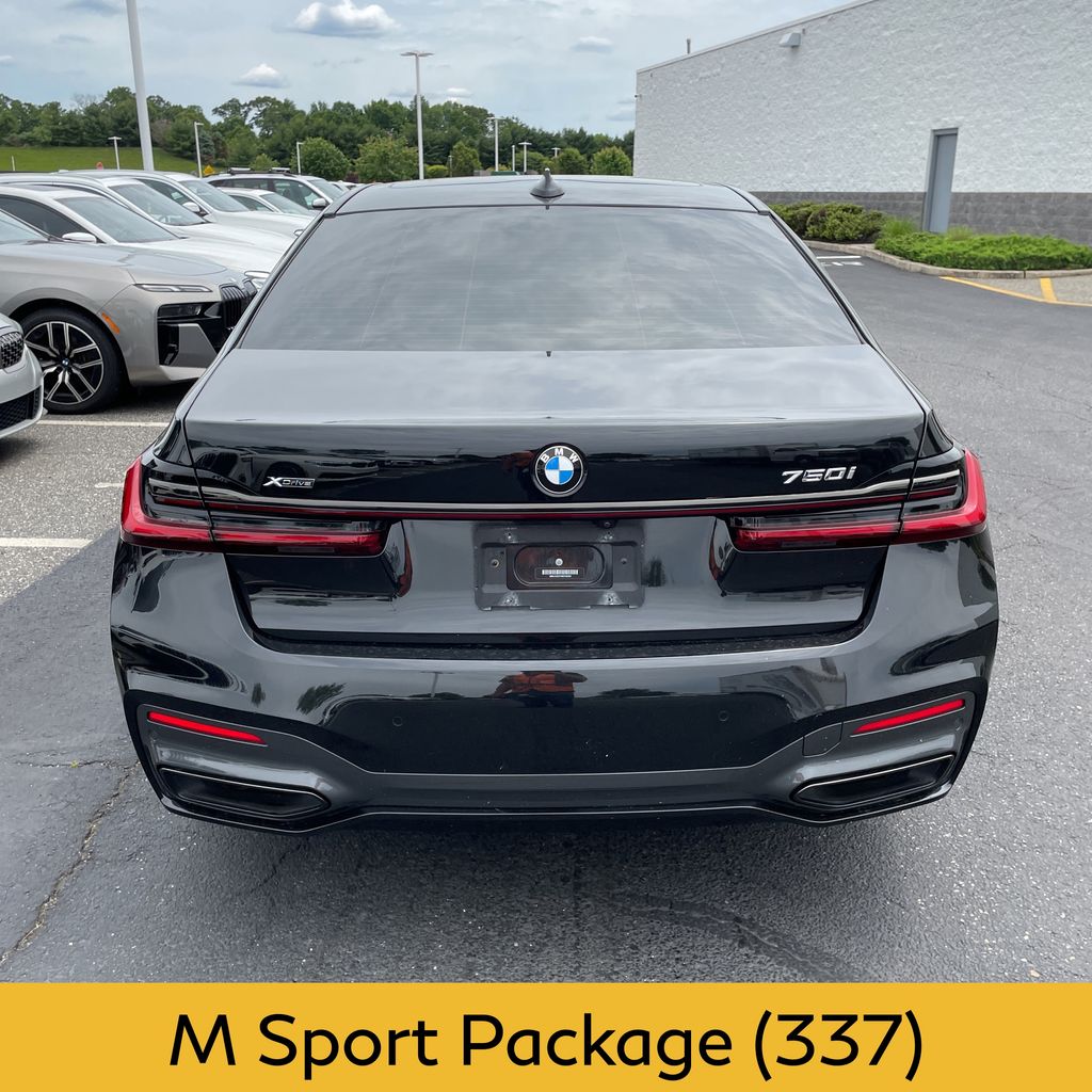 2021 BMW 7-Series 750i xDrive photo