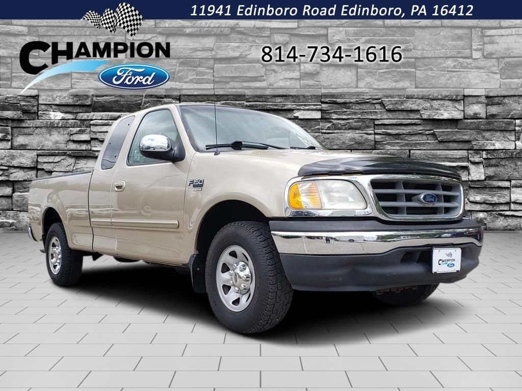 Harvest Gold Clearcoat Metallic 2000 Ford F-150 XLT Extended Cab SB Pickup Truck Rear-Wheel Drive 4-Speed Automatic Overdrive