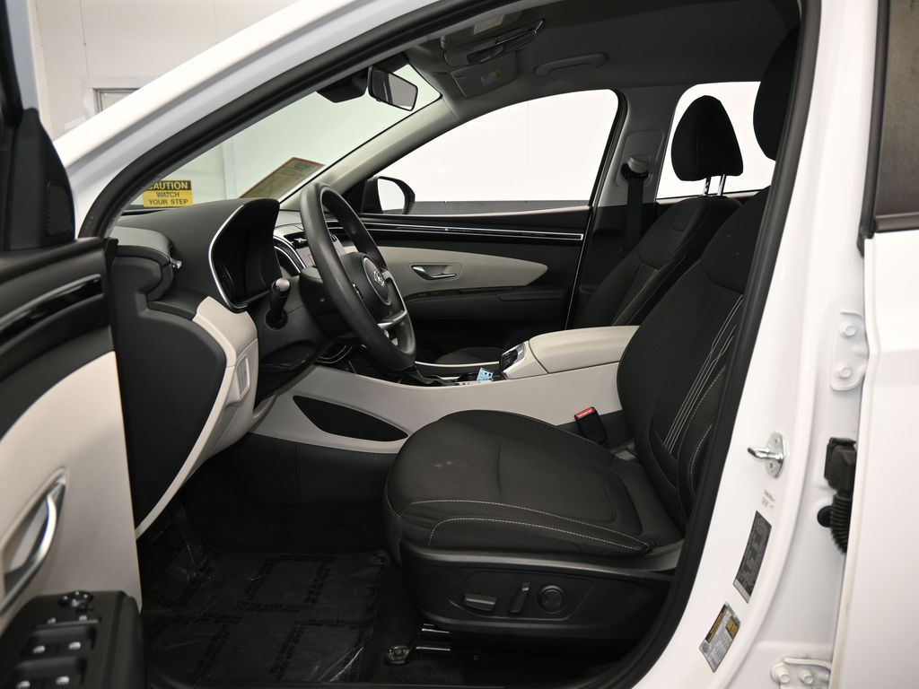 Used 2024 White Pearl Hyundai SEL image 11
