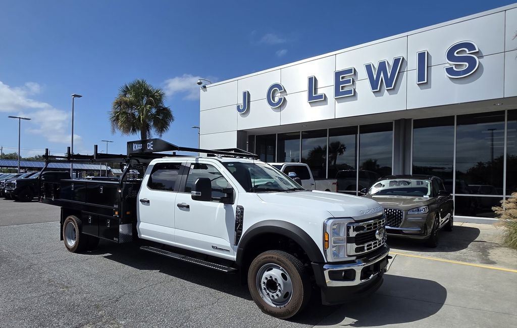 2025 Ford F-450 Chassis XL