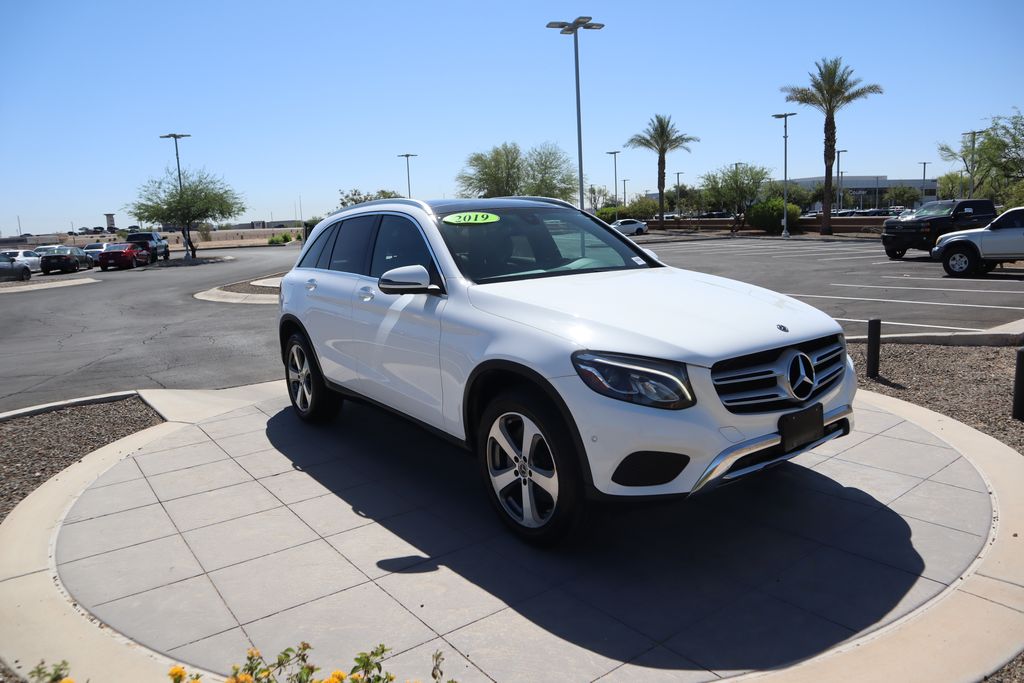 2019 Mercedes-Benz GLC 300 3
