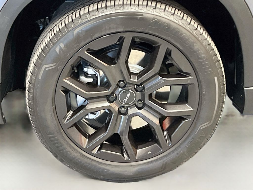 Used 2025 Charcoal Honda Touring image 34