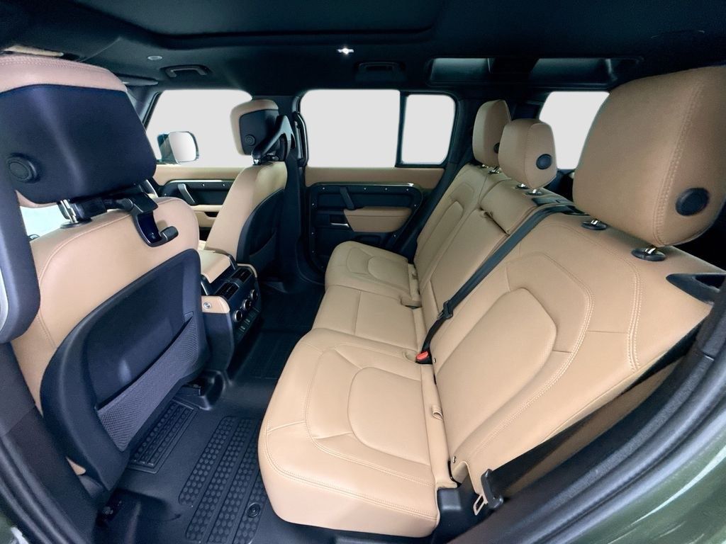 Thumbnail: 2026 Land Rover Defender - 20