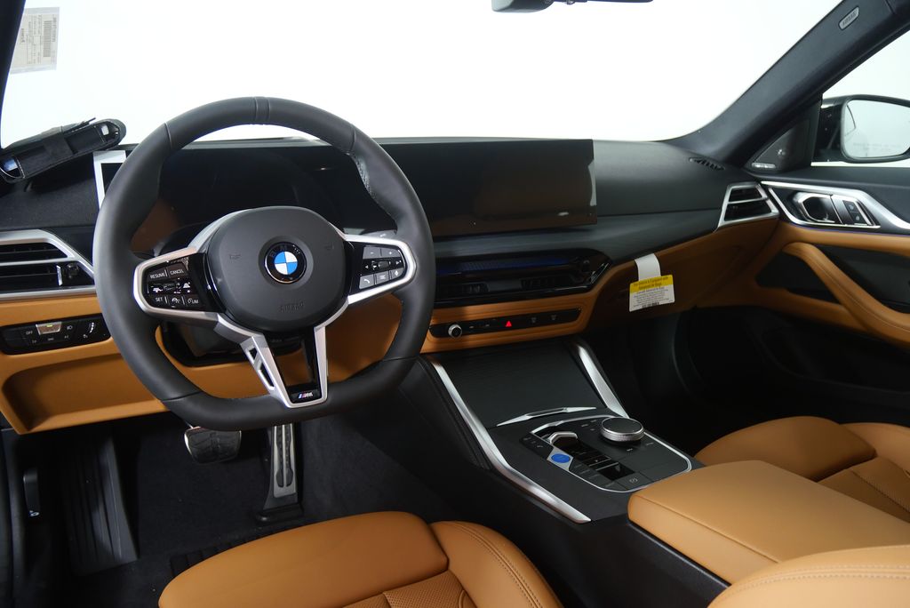 Thumbnail: 2026 BMW i4 - 18
