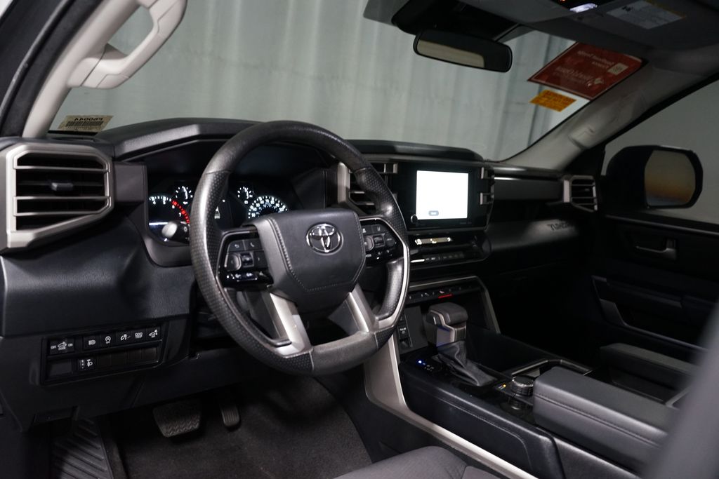 Thumbnail: 2023 Toyota Tundra - 7