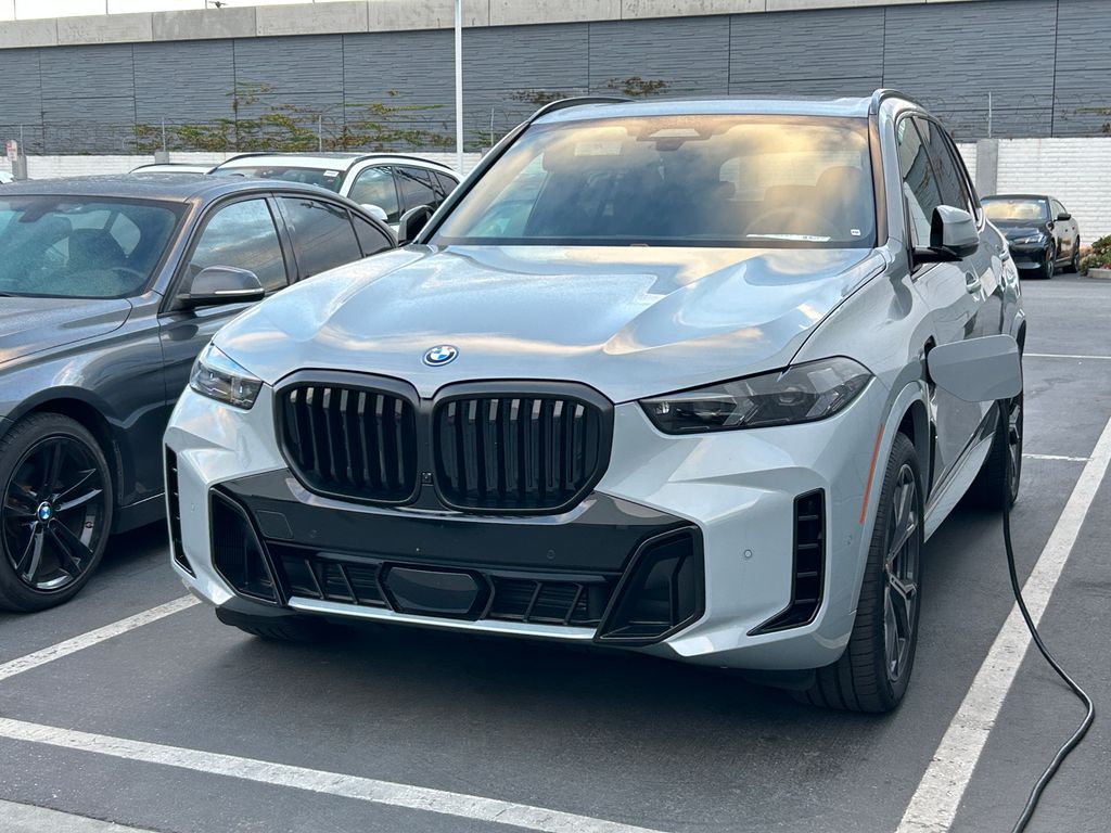 Thumbnail: 2026 BMW X5 - 2