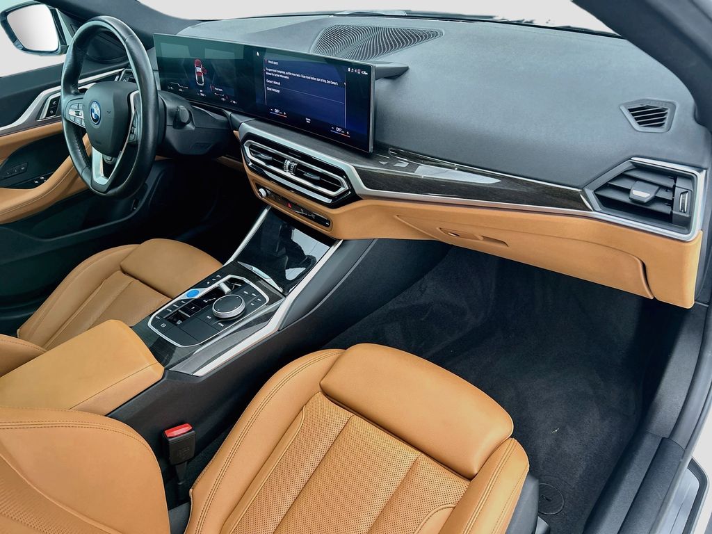 Thumbnail: 2023 BMW i4 - 16