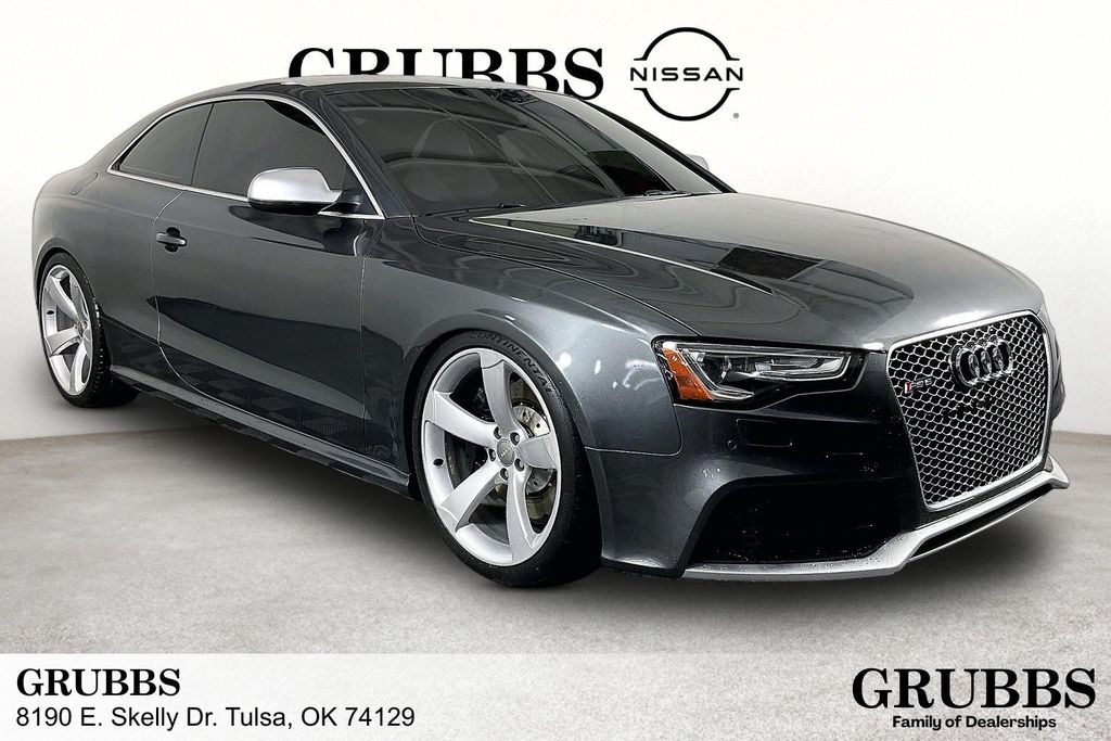 Daytona Gray Pearl 2013 Audi RS 5 Coupe 7-Speed Automatic