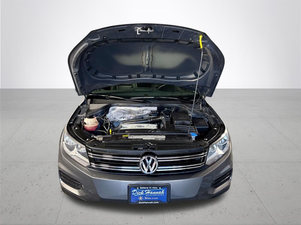 2015 Volkswagen Tiguan SE