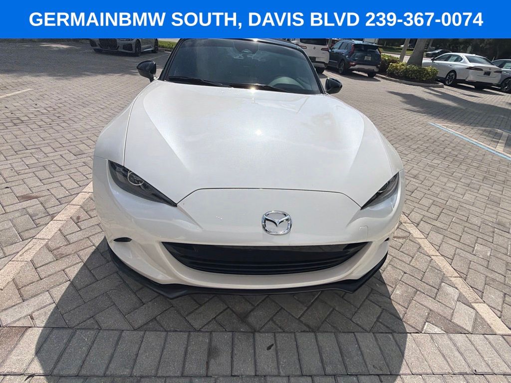 Used 2026 White Mazda Club image 21