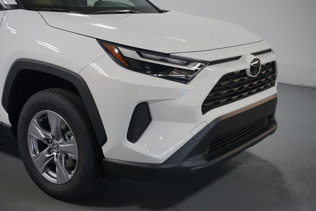 Thumbnail: 2025 Toyota RAV4 - 4