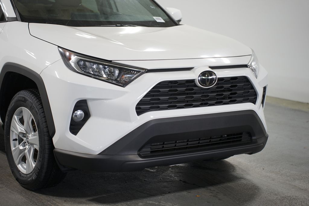 2020 Toyota RAV4 XLE 4