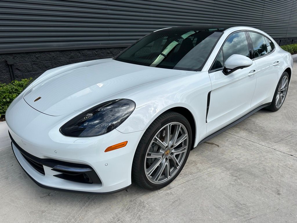 2018 Porsche Panamera 4S 6