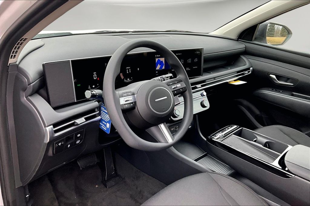 New 2026 White Hyundai Blue SE image 7