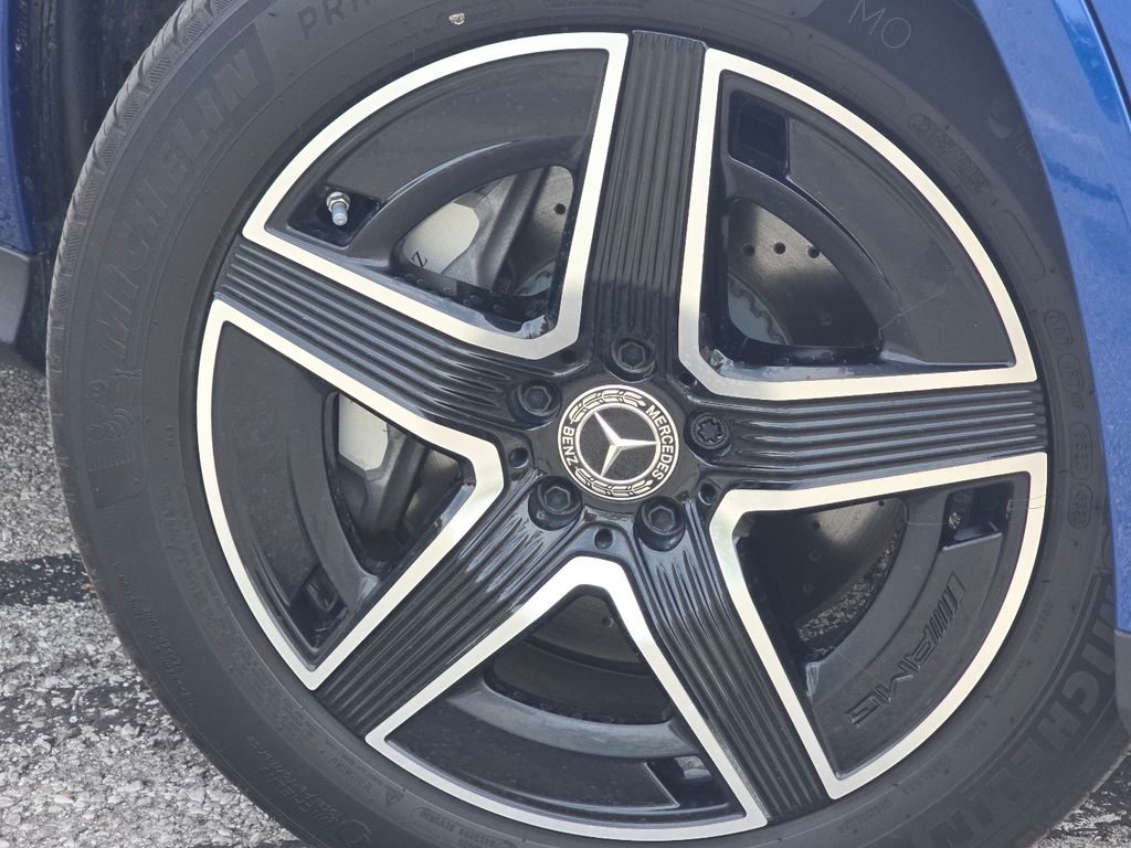 Certified Used 2026 Blue Mercedes-Benz GLC 300 image 11