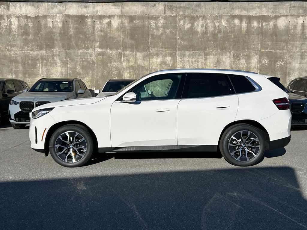 Thumbnail: 2026 BMW X3 - 2