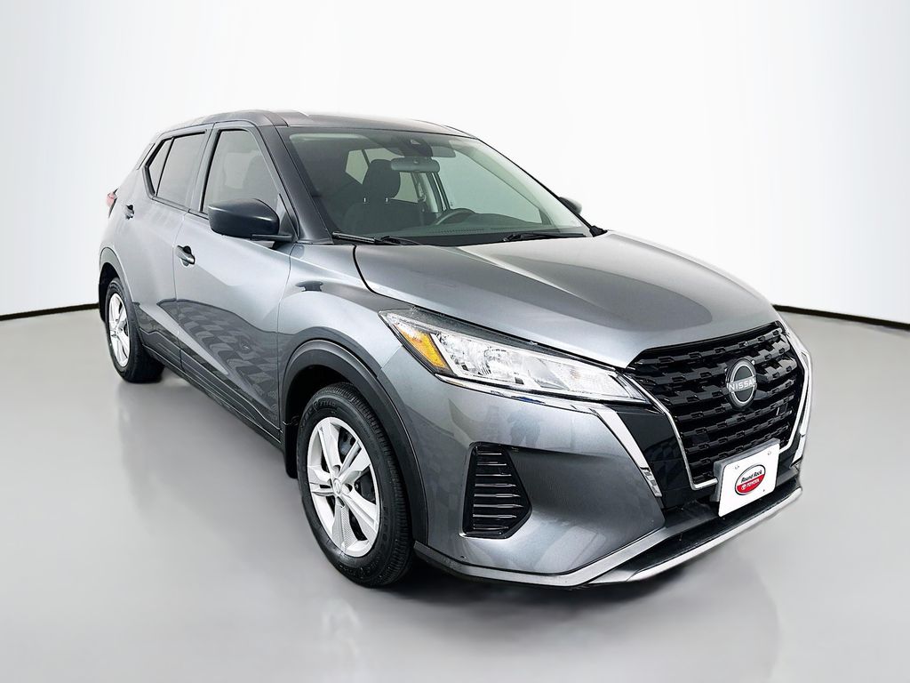 Thumbnail: 2024 Nissan Kicks - 3