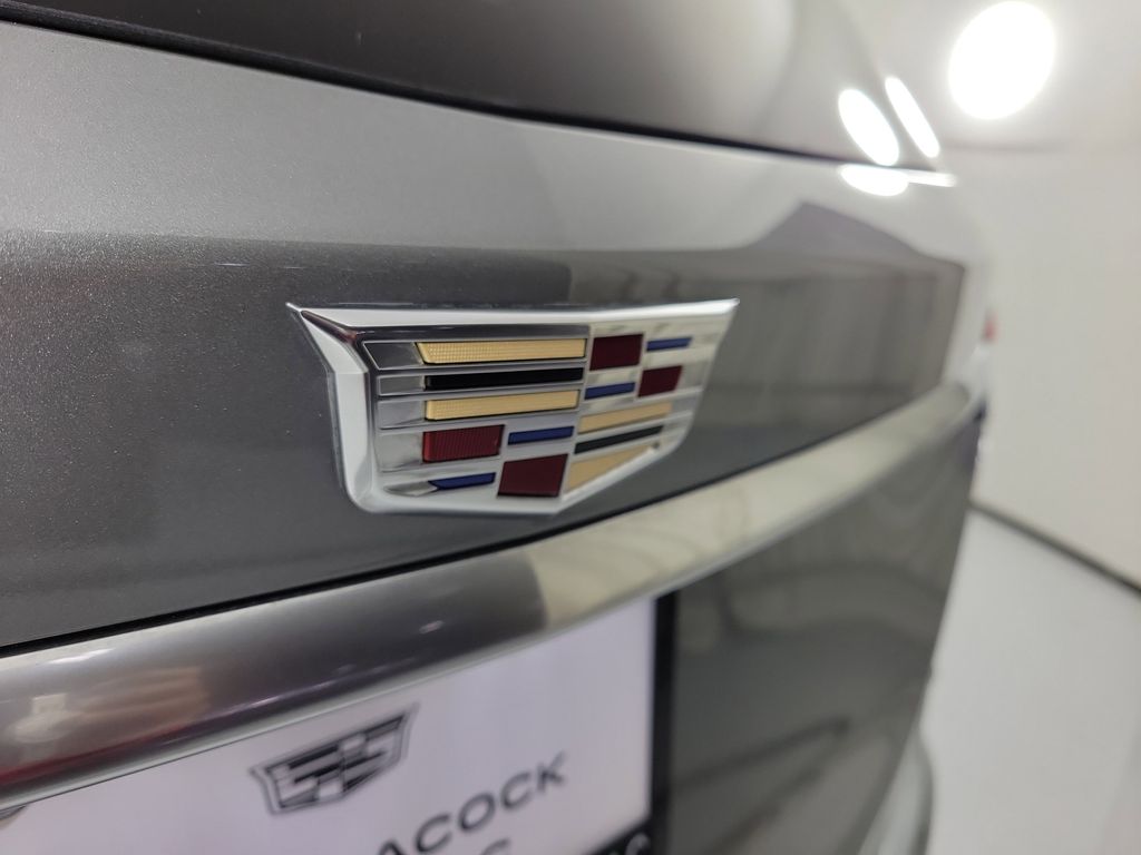 2024 Cadillac XT6 Luxury - 5