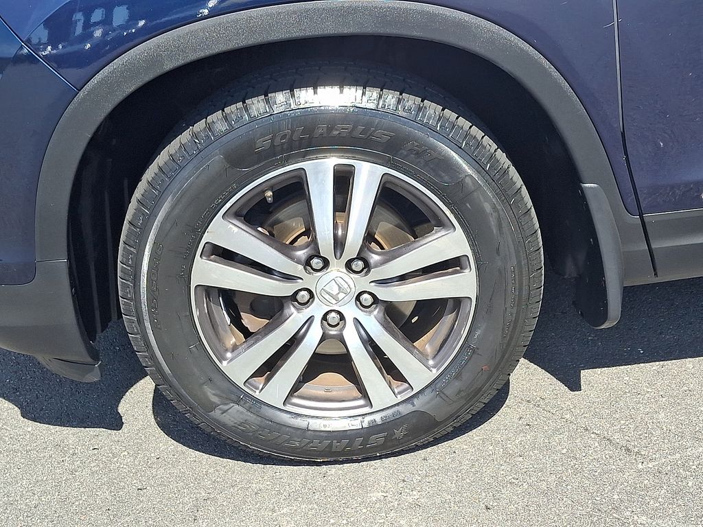 Thumbnail: 2016 Honda Pilot - 8