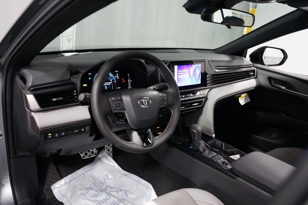 Thumbnail: 2026 Toyota Camry - 11