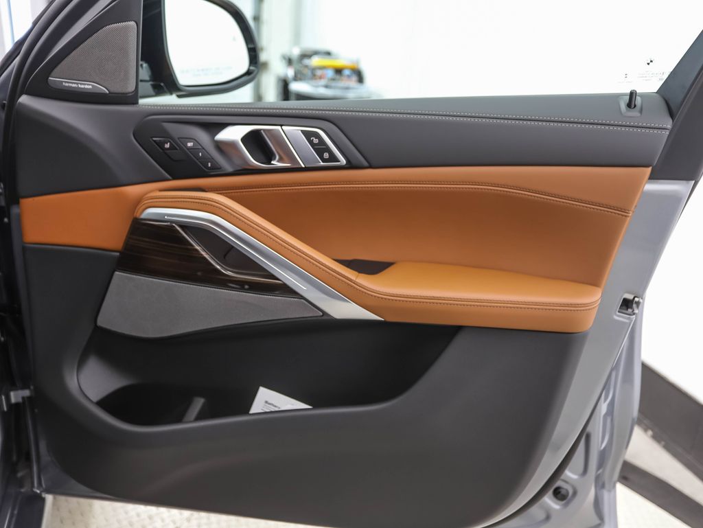 Thumbnail: 2026 BMW X6 - 30