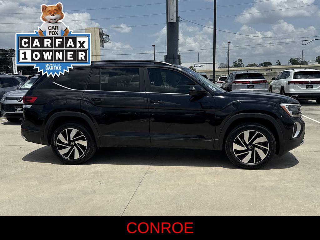 2024 Volkswagen Atlas 2.0T SE w/Technology Black at Cook Ford