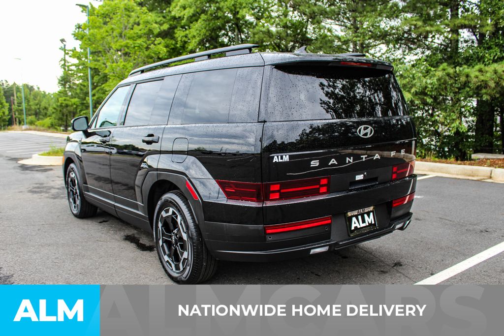 Used 2026 Black Hyundai SEL image 5