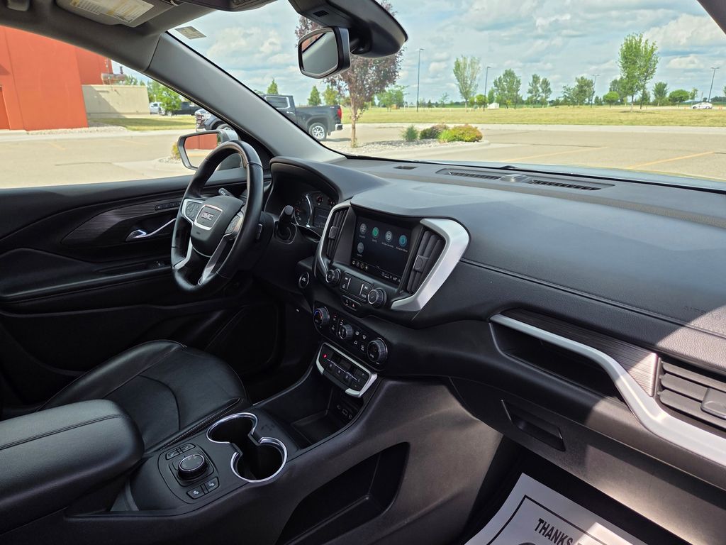 2024 GMC Terrain AWD SLT