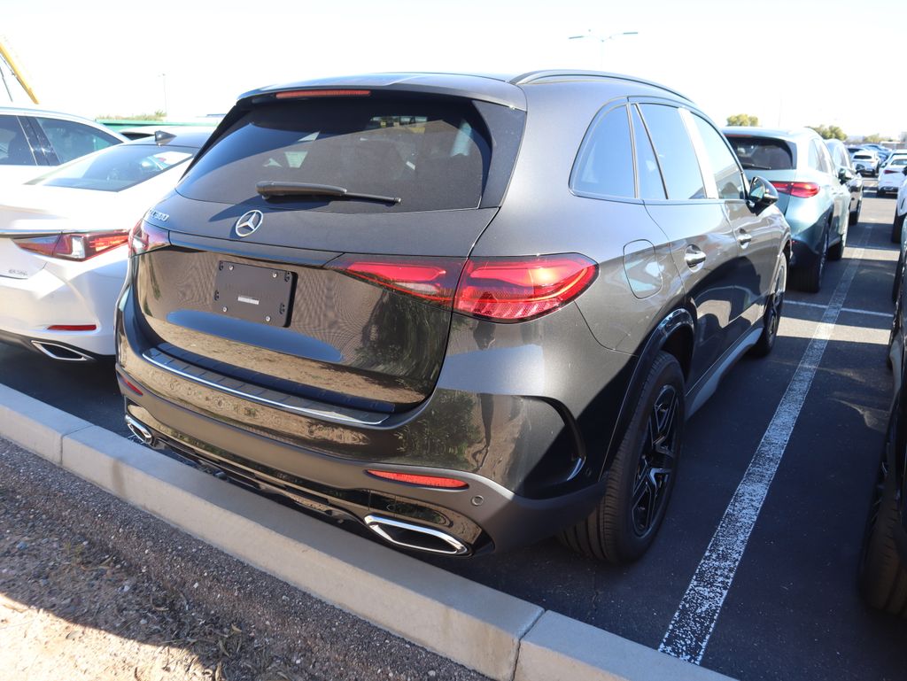 Thumbnail: 2026 Mercedes-Benz GLC - 3