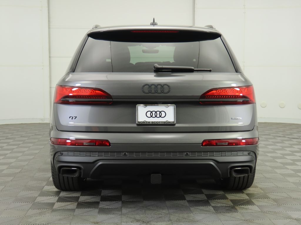 Thumbnail: 2025 Audi Q7 - 6
