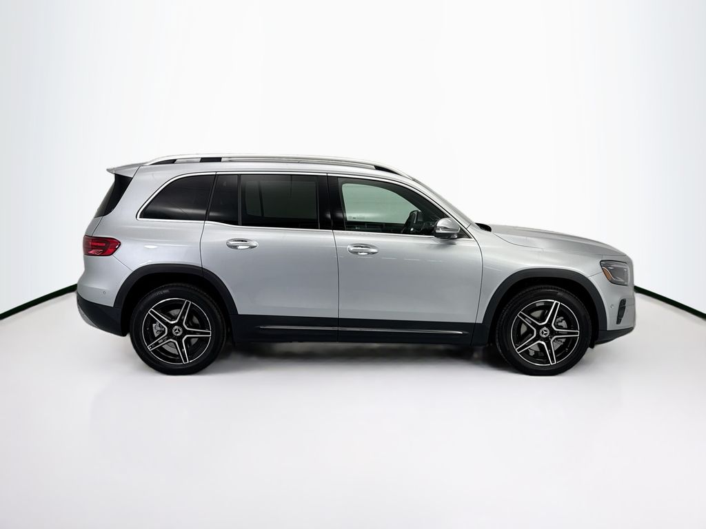 Thumbnail: 2026 Mercedes-Benz GLB - 4