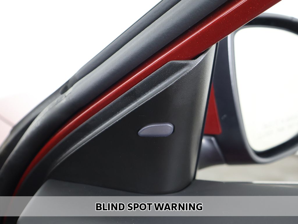 Used 2023 Red Nissan 2.5 SV image 3