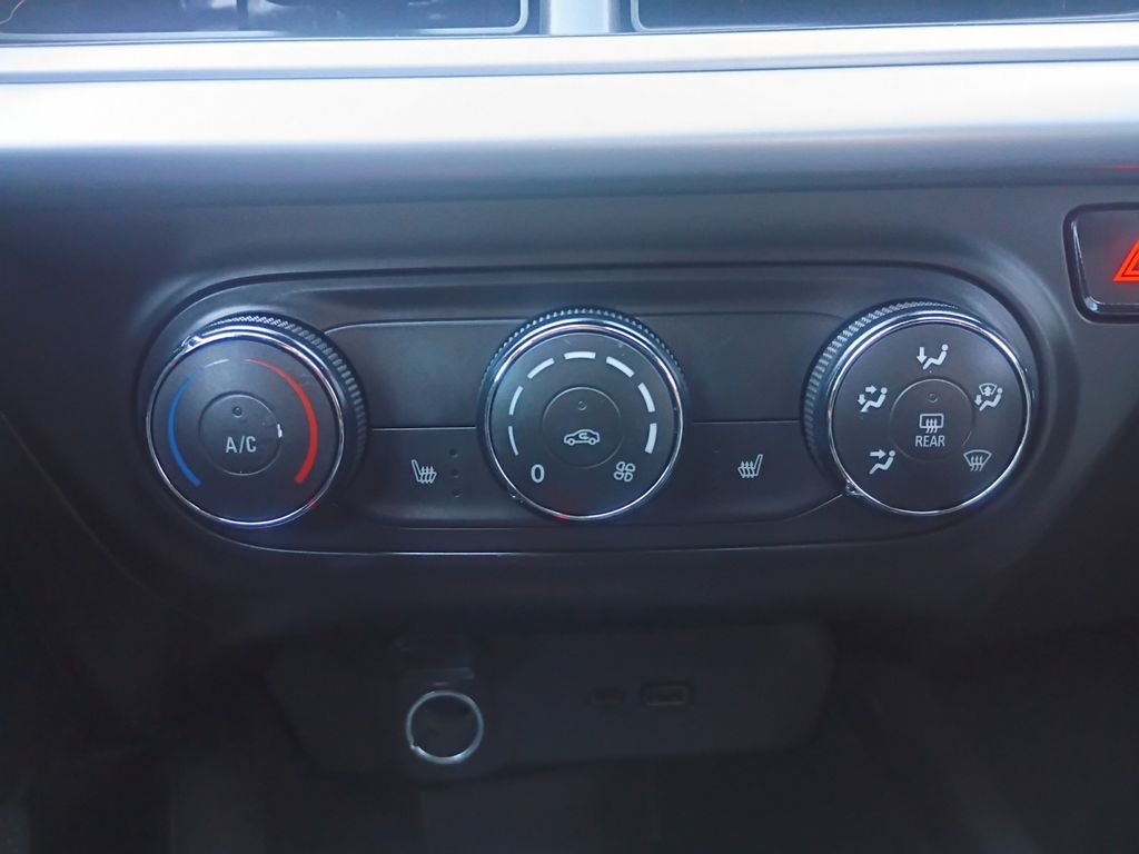 Used Car 2025 Chevrolet Trax  1rs For Sale Under $25,000 In Austin, Texas