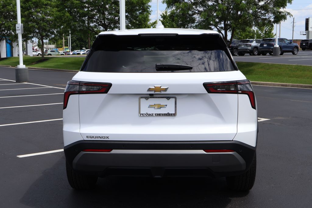 Thumbnail: 2026 Chevrolet Equinox - 6