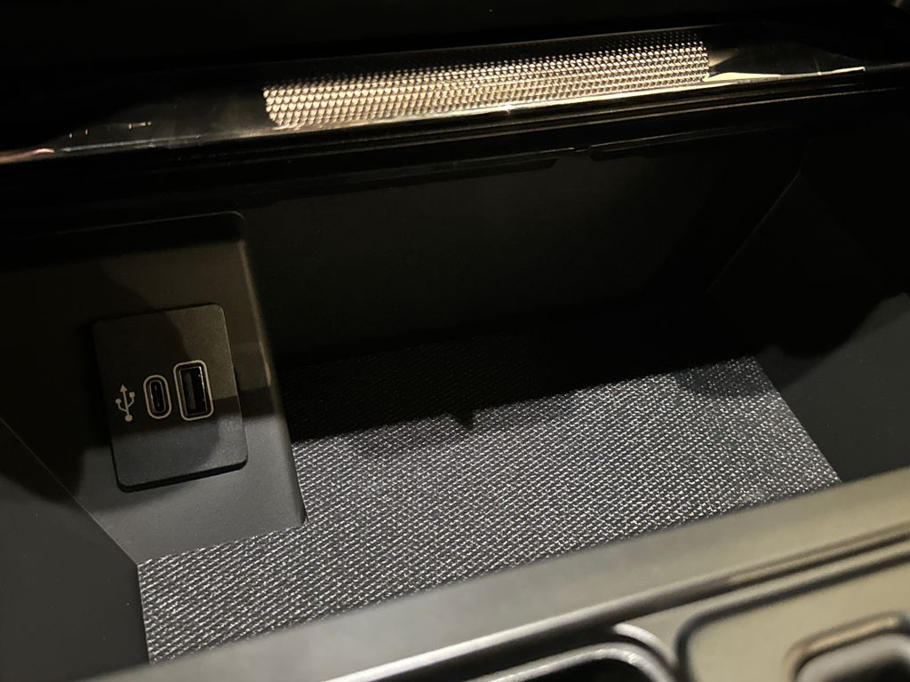 New 2026 White Ford Lariat image 33