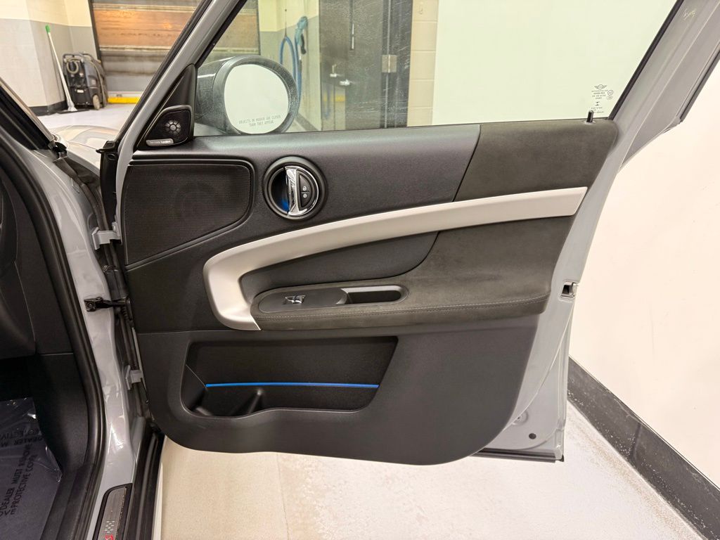 Thumbnail: 2023 MINI Cooper Countryman - 27