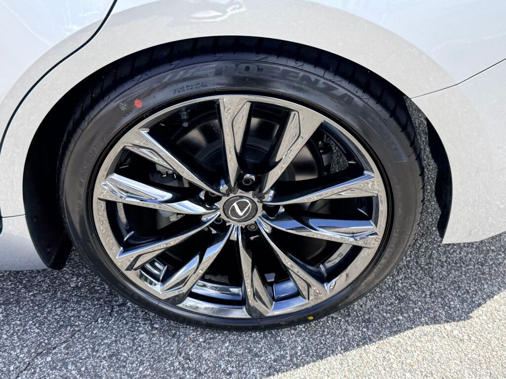 Thumbnail: 2023 Lexus IS - 9